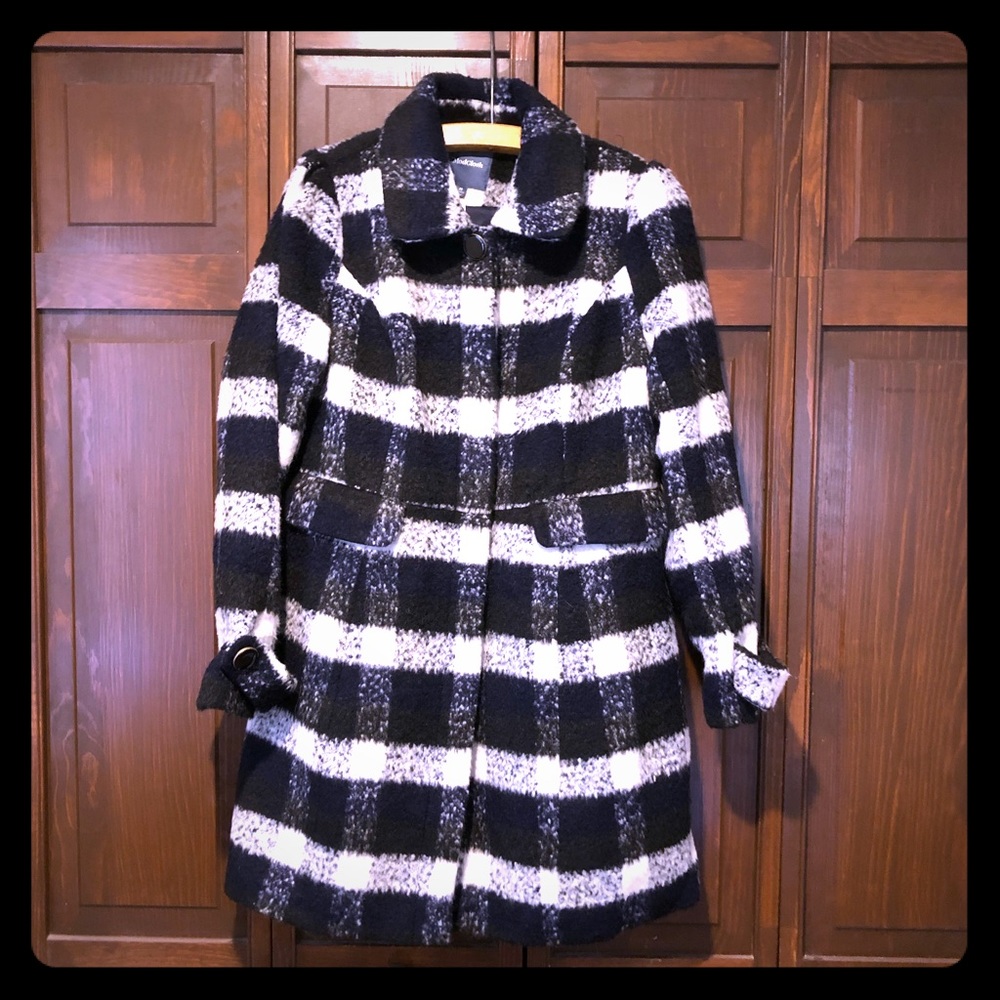 Vintage Style Plaid Winter Coat (ModCloth)